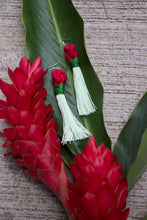 Load image into Gallery viewer, Colibrí - Knot Earrings