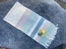 Load image into Gallery viewer, Lima Limón Towel