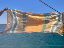 Load image into Gallery viewer, Naranja Towel