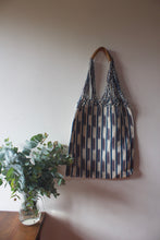 Load image into Gallery viewer, Note: Bag made with handles in Tan