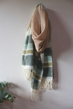 Load image into Gallery viewer, Mercado Scarf- Aguacate