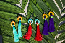 Load image into Gallery viewer, Guacamaya Circle Earrings
