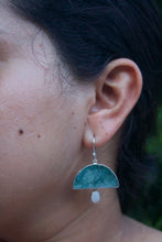 Load image into Gallery viewer, Arco Earrings
